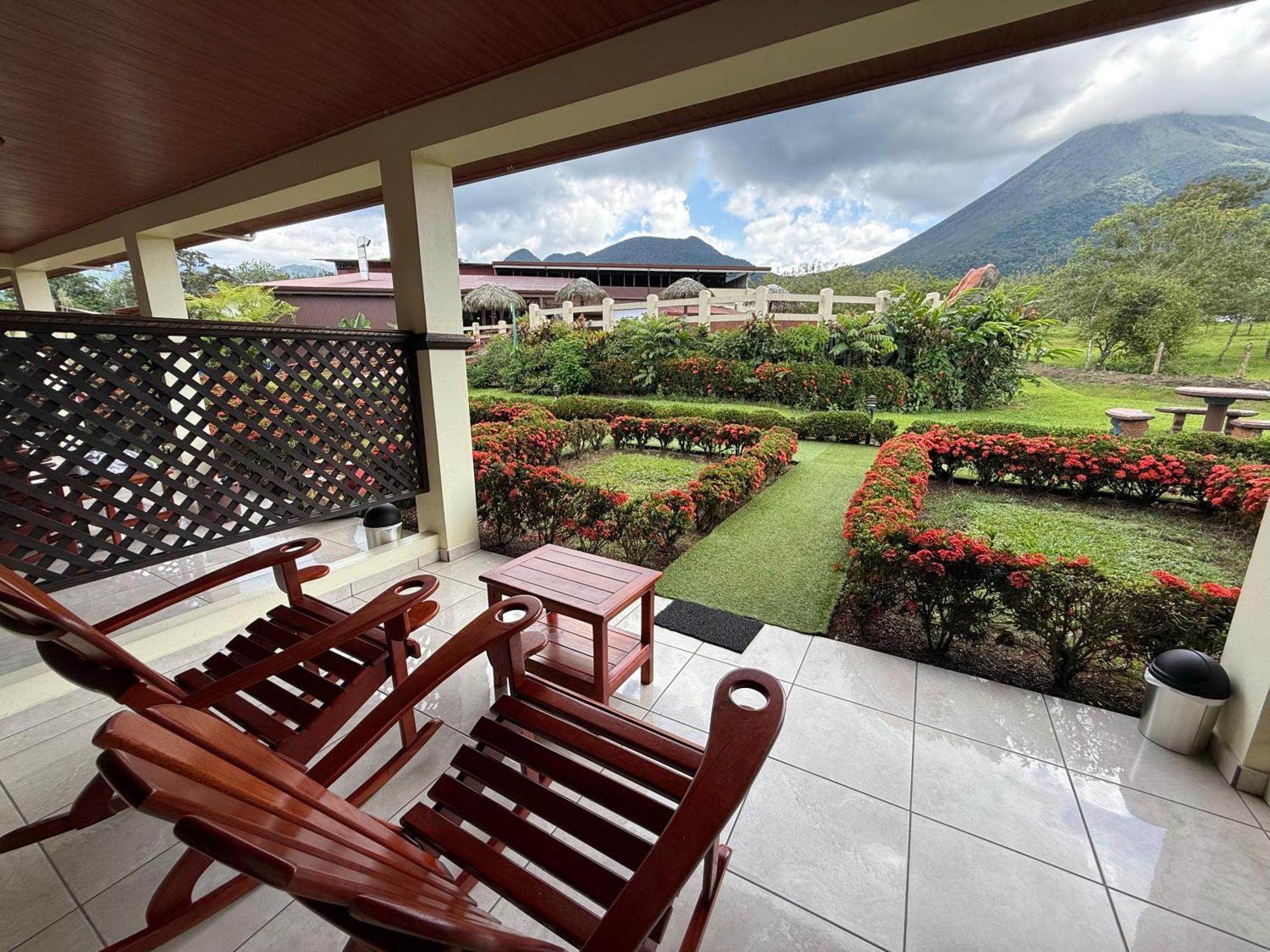 Hotel La Pradera Del Arenal La Fortuna Exterior photo